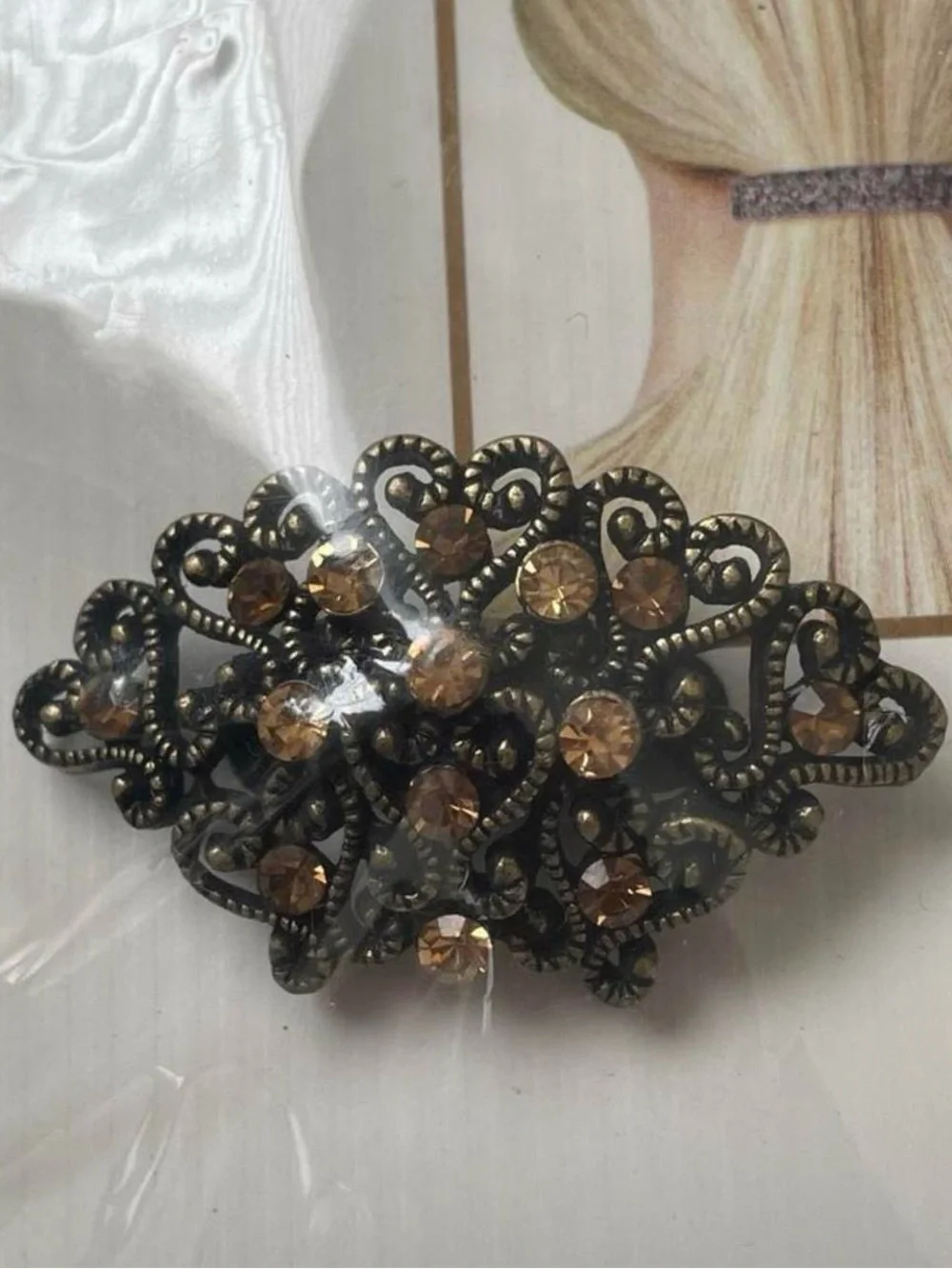 Brown heart Hair tie with pendant.